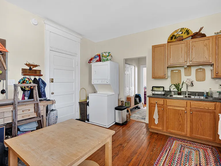 710 N 24th St #3 — Photo 9
