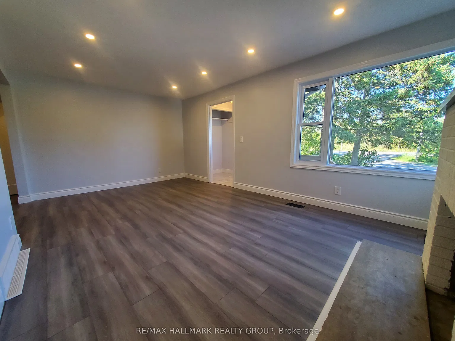 1 bed, $3,295 — Photo 2