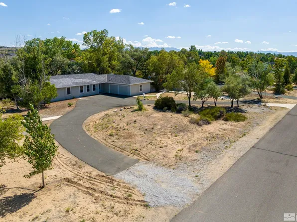 2747 Stewart Ave, Minden, NV 89423