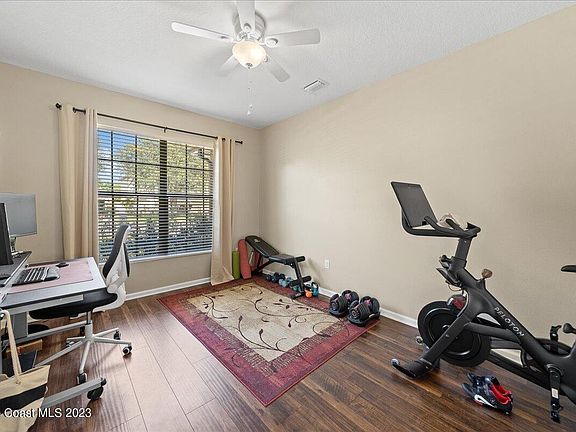 5th image of 551 Loxley Ct
