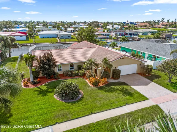 655 Barcelona Ct, Satellite Beach, FL 32937