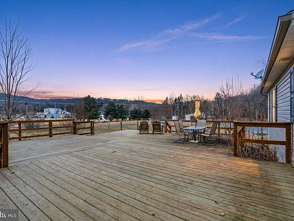 2nd image of 25210 Cascade Rd