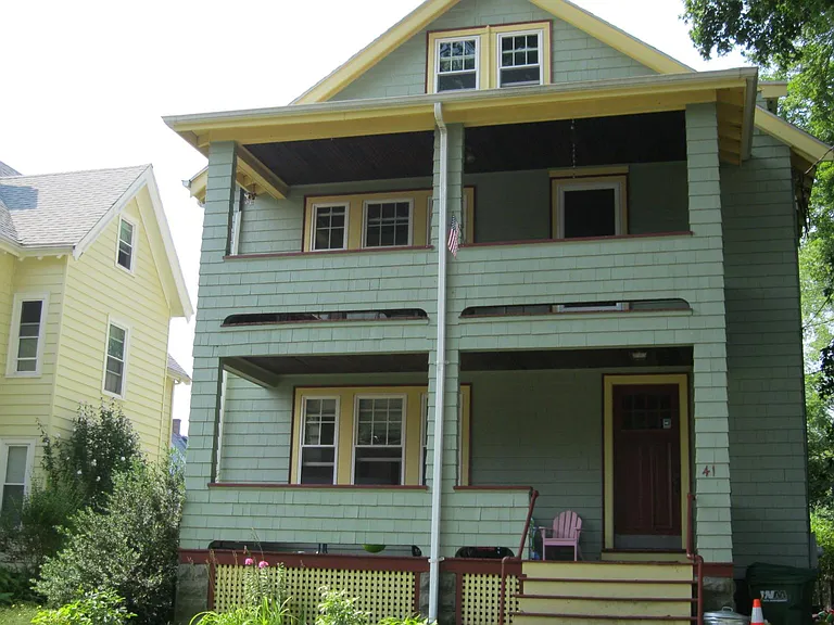 41 Monument St #1 — Photo 1