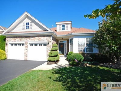 15 Missy Ln, Monroe Township, NJ, 08831