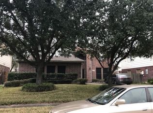518 Marathon Pl, Stafford, TX 77477