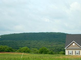 141 Higby Rd, Middletown, CT 06457