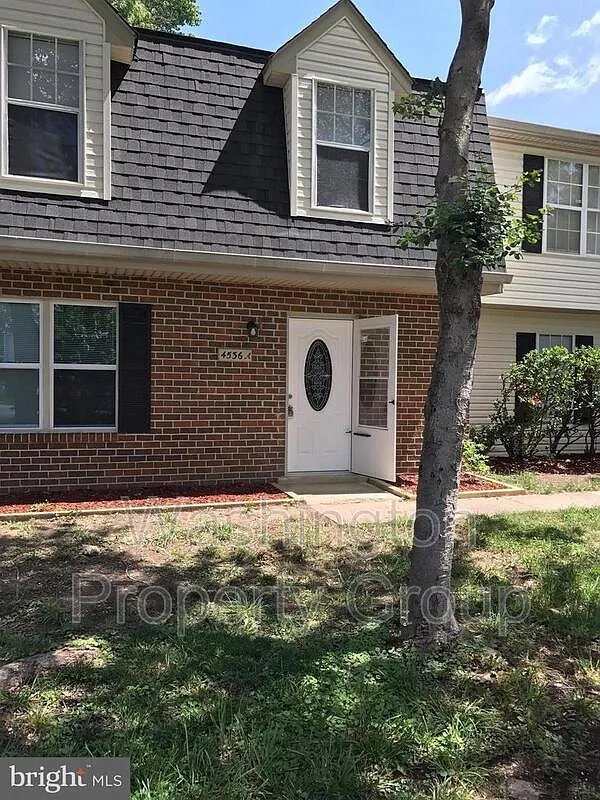 4536A Reeves Pl photo 1