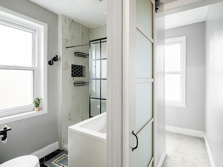 2729 Reno St — Photo 9