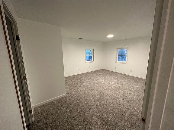 4th image of 205 Olin Ave