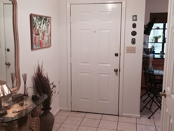 4th image of 1687 Silverwood Dr