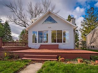 301 Lagoon Beach Dr, Bay City, MI