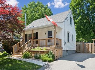 80 Memorial Cres, Guelph, ON N1H 6B9