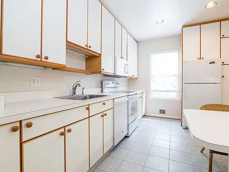 3500 Hamlet Pl #702 — Photo 22