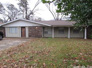 714 Farris Rd, Conway, AR 72034
