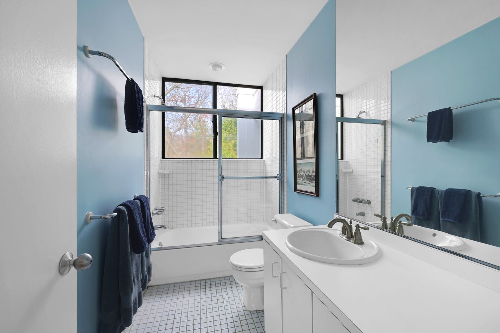  2nd Fl. Full Bath