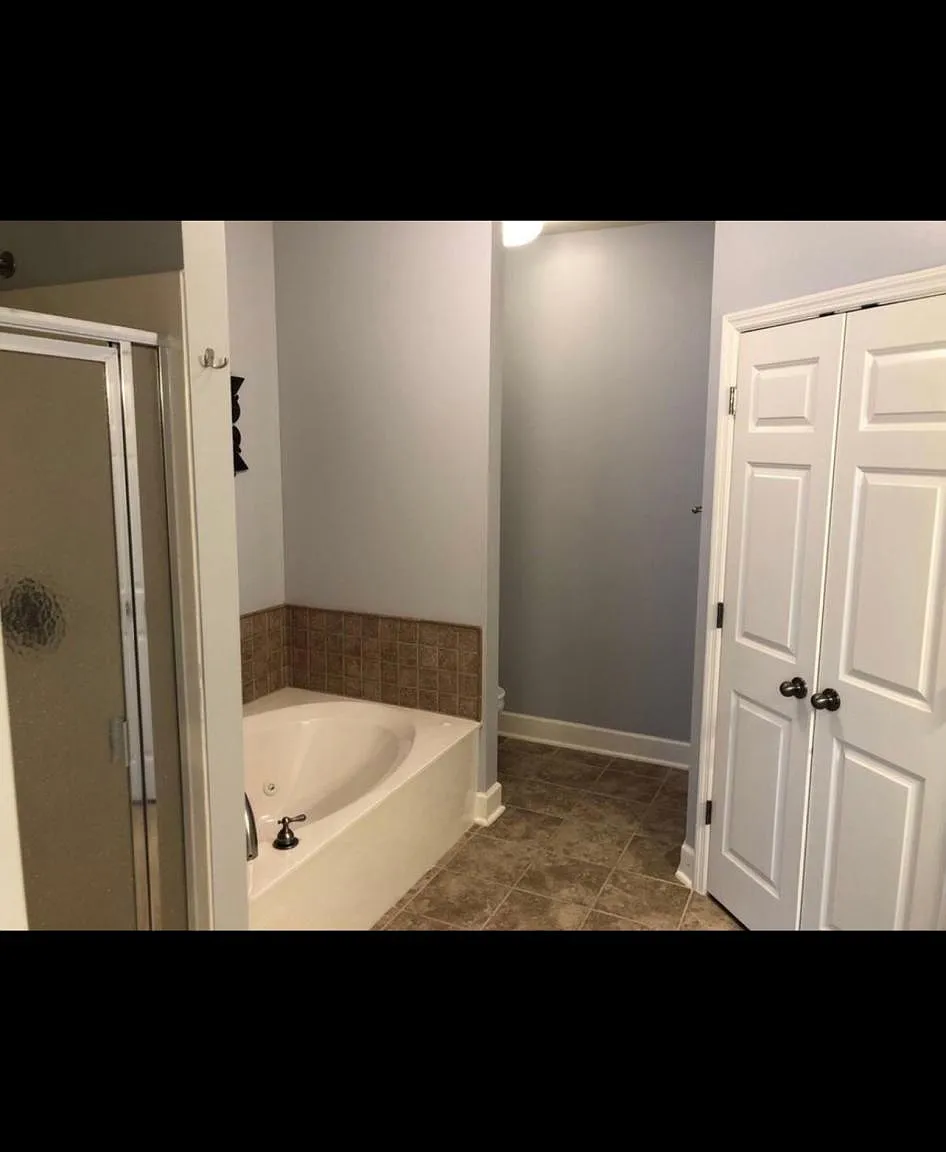 90 Crowne Pointe Rd — Photo 4