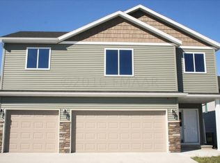 6071 58th Ave S, Fargo, ND 58104