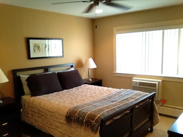 1st image of 900 W Fullerton Ave APT 3I
