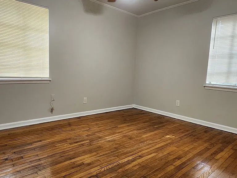 1124 Wright St — Photo 16