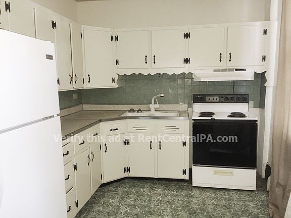 5th image of 105 Verbeke St