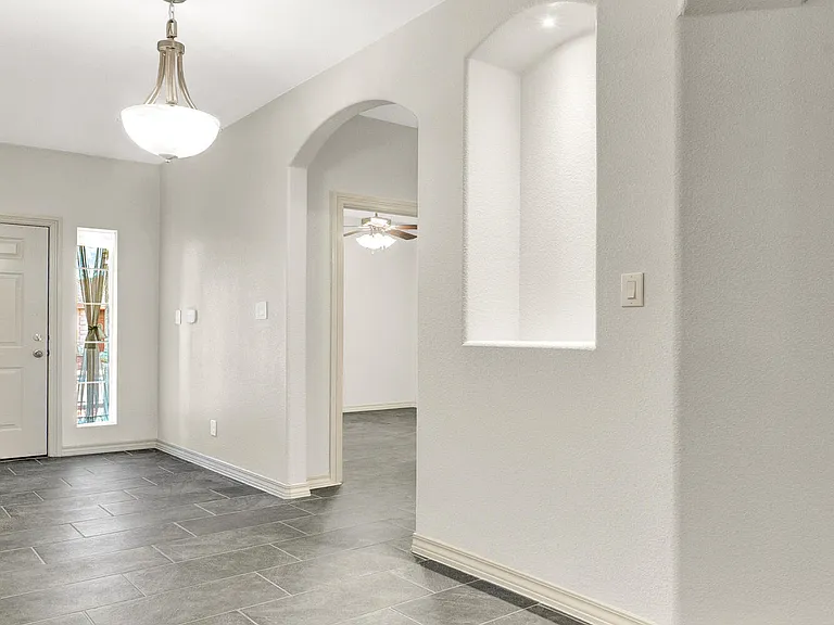 5556 Ignacio Frias Dr — Photo 17