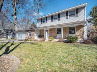 16240 Suffolk Dr, Spring Lake, MI 49456