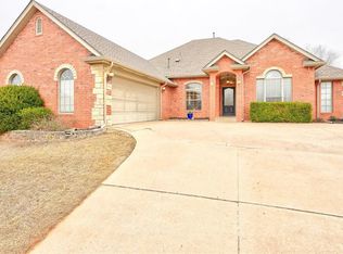 2208 Pine View Ter, Edmond, OK 73003