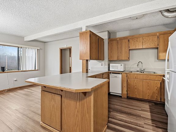 4th image of 613 155th Ave SE