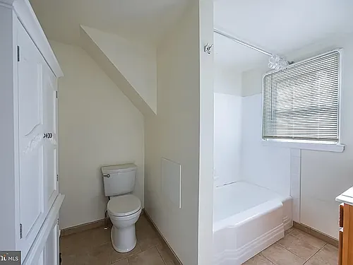 1243 Linden Ave #2 Photo 1