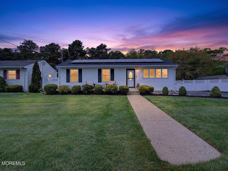 1st image of 317 Northrop Road