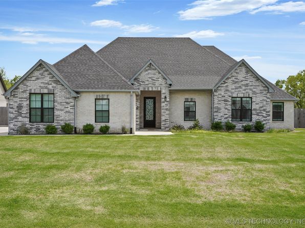 15916 E 106th Pl N, Owasso, OK 74055