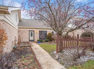 1618 Westhampton Dr, Austintown, OH 44515