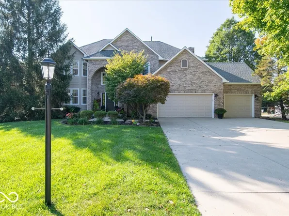 10777 Woodmont Ln, Fishers, IN 46037