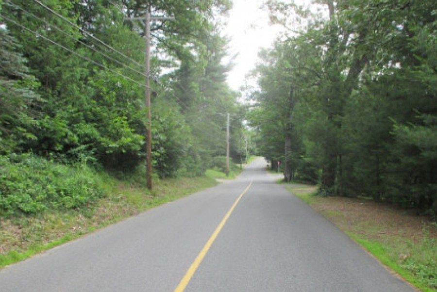 2nd image of 40B Mount Dumplin Rd