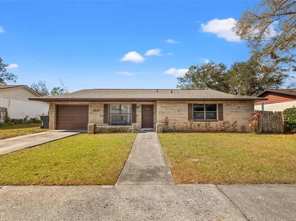 1314 Oak Valley Dr, Seffner, FL 33584