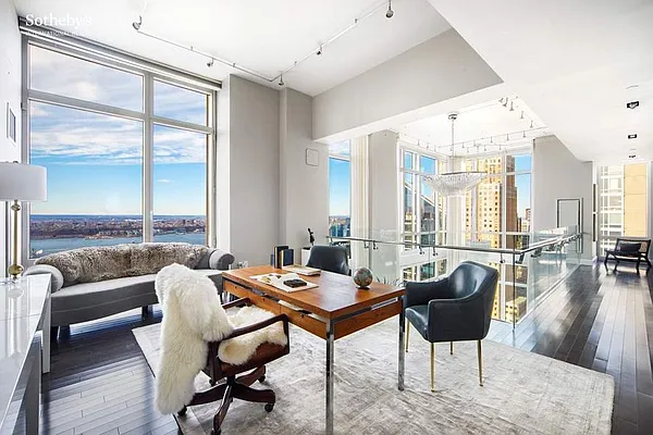 Rented by Sotheby's International Realty | media 7