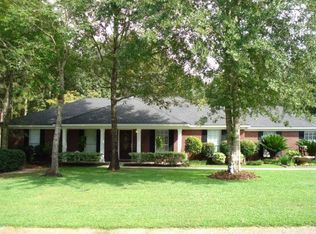 9990 Keystone Ct, Mobile, AL 36608