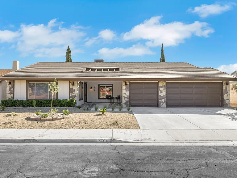 3212 Moonflower Dr — Photo 2