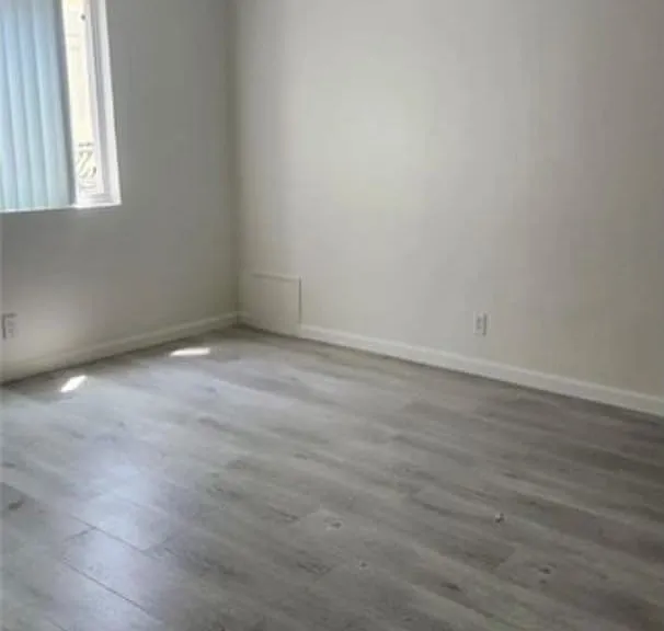 312 E Dryden St #3 — Photo 16