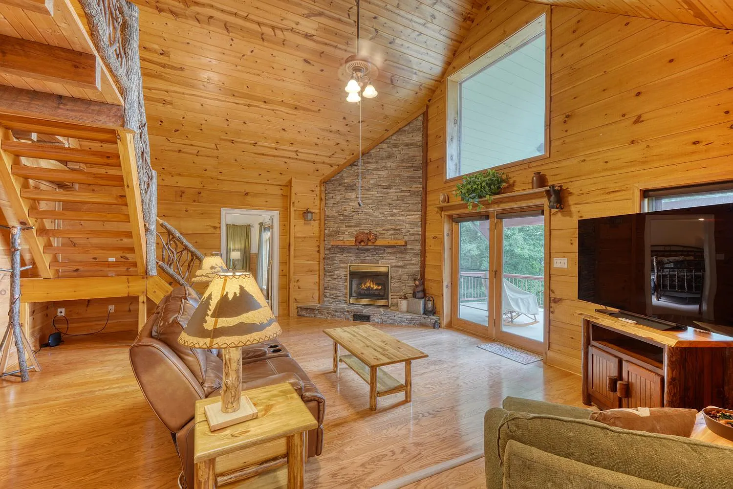 358 Kellie Dr II - 1 — Photo 2