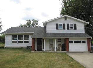 205 W Walnut St, Farmland, IN 47340