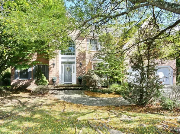 616 Bridle Path, Wyckoff, NJ 07481