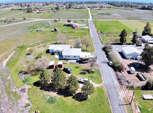 9888 Colony Rd, Wilton, CA 95693