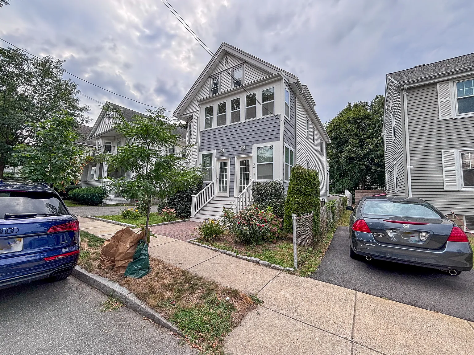 4 bed, 2479 sqft, $5,400 — Photo 1