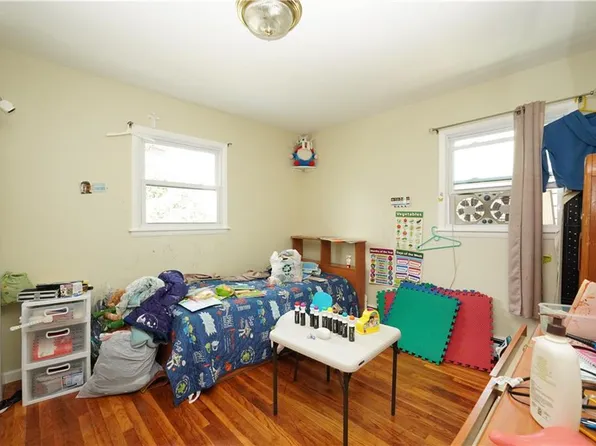 301 Lightner Avenue image 5 of 17