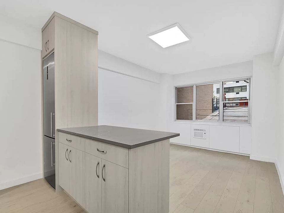 333 E 46th St APT 1K, New York, NY 10017 Zillow
