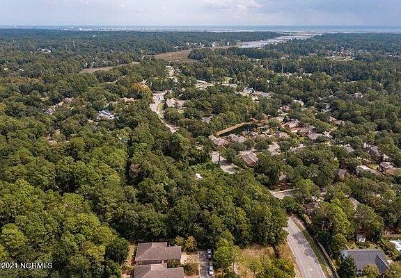 3rd image of 5034 Moonlight Ln