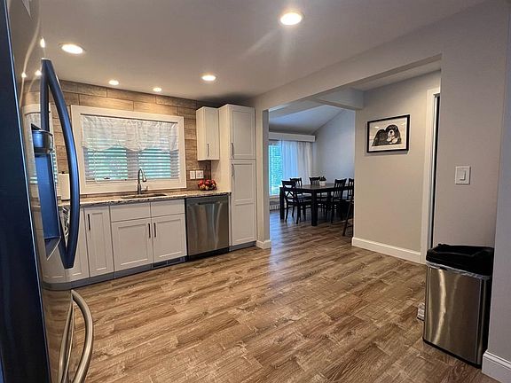 2nd image of 5 Tsienneto Rd Unit 17