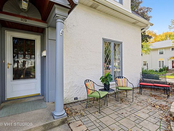 3rd image of 920 Arlington Ave