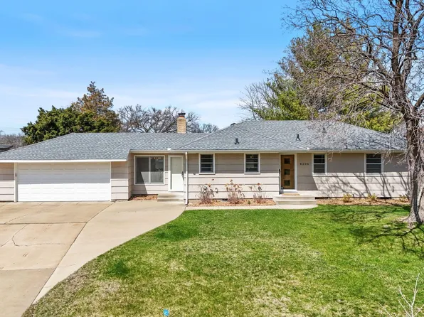 8206 Virginia Cir N, Saint Louis Park, MN 55426